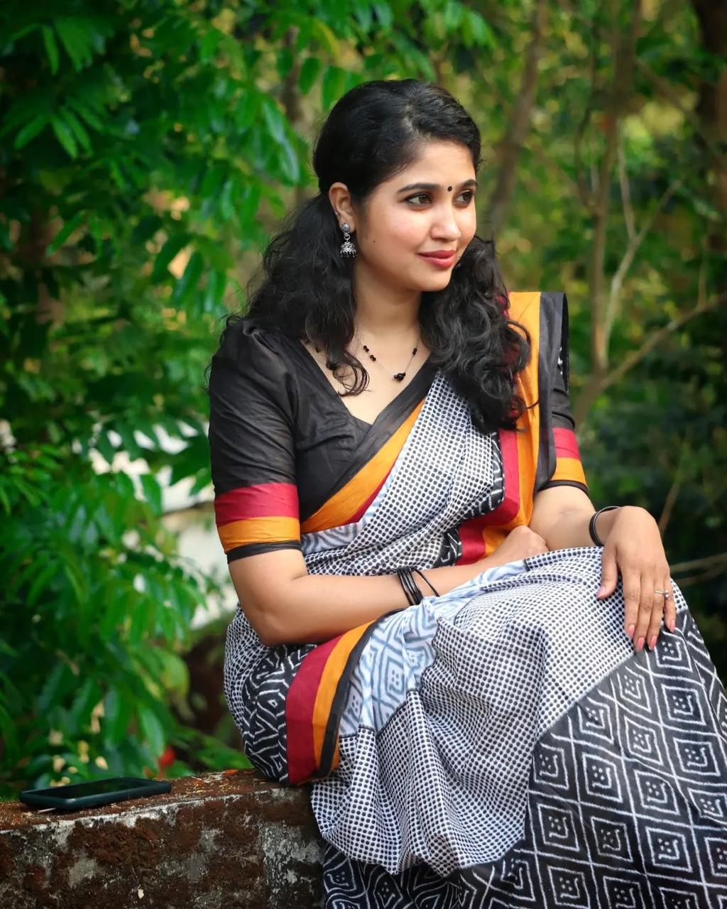 JOGI RE GANGA WALE LINEN  COTTON SAREE